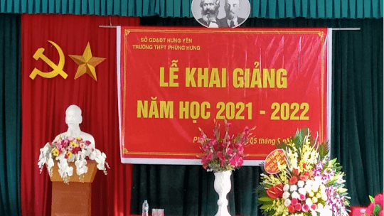 Trường THPT Phùng Hưng tổ chức lễ khai giảng đặc biệt năm học 2021-2022